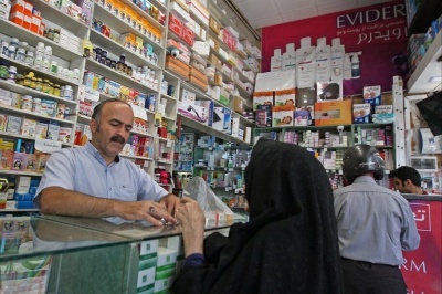 اگر وضعیت فعلی در حوزه دارو ادامه پیدا کند در شش ماه آینده دچار مشکل اساسی می‌شویم