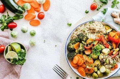 تغذیه سالم برای غلبه بر گرمازدگی