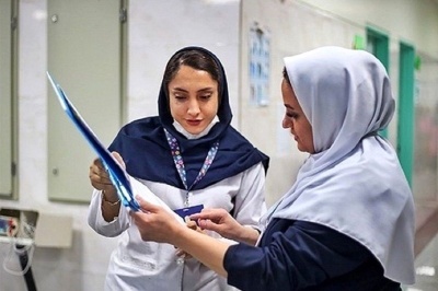 درخواست پرستاران برای کاهش ساعت کاری در پی تعطیلی‌ها/ برخورد سلیقه‌ای با قانون در استان‌های مختلف