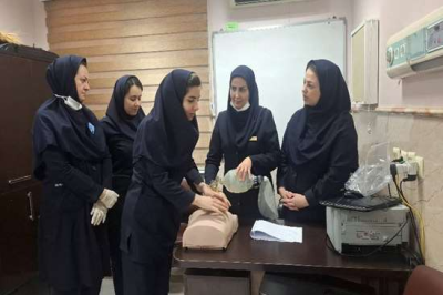 برگزاری آموزش مهارت‌های احیای قلبی ریوی در مرکز آموزشی و درمانی ۱۷ شهریور