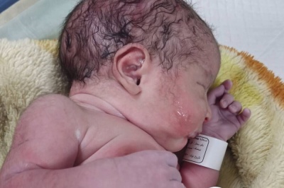 مادر گیلانی در ۲۶ سالگی صاحب ششمین فرزند شد