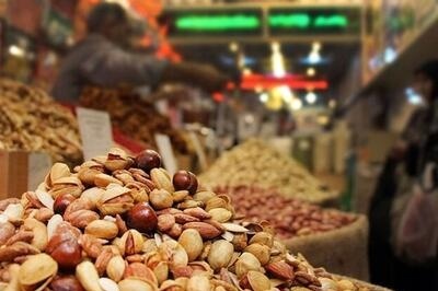 چند توصیه تغذیه‌ای در آستانه شب یلدا / تنقلات پرقند و پرنمک را کنار بگذارید